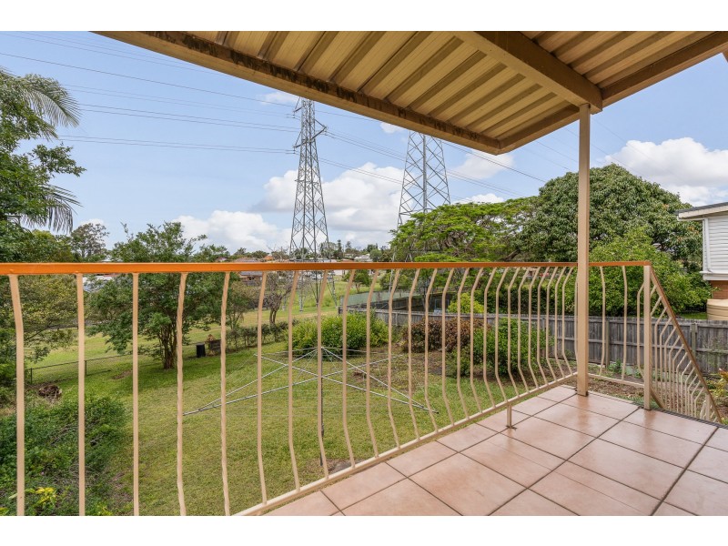 76 O’Connor Street, Oxley QLD 4075