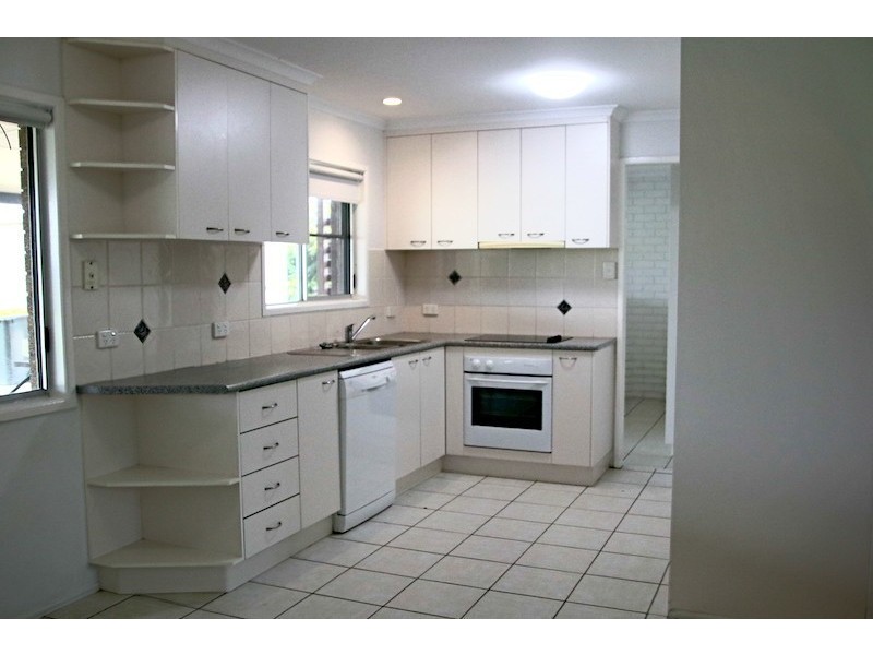 211 Anzac Avenue, Marian QLD 4753