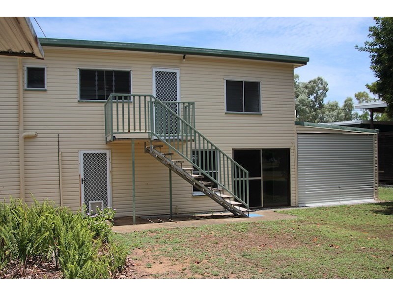 3 Oliver Street, Ball Bay QLD 4741