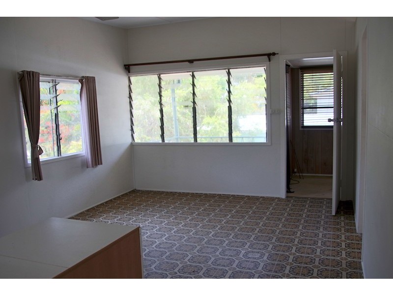 3 Oliver Street, Ball Bay QLD 4741