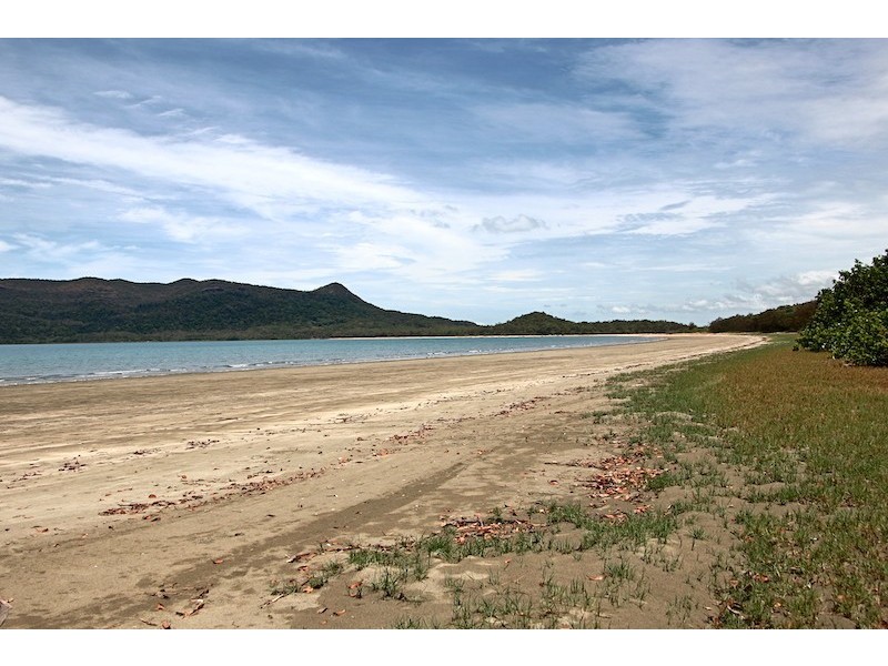 3 Oliver Street, Ball Bay QLD 4741