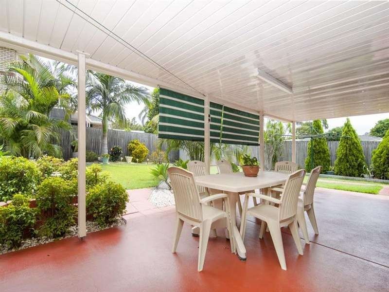 93 Federation Drive, Hillcrest QLD 4118