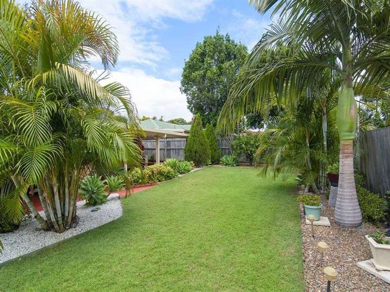 93 Federation Drive, Hillcrest QLD 4118