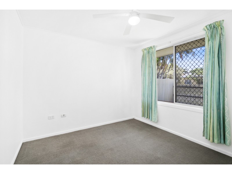 2/8 Phillip Street, Labrador QLD 4215
