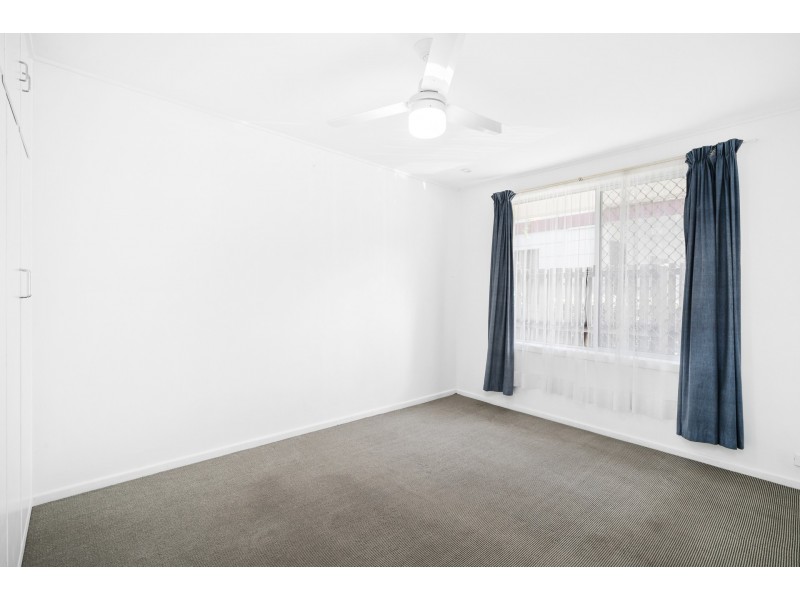 2/8 Phillip Street, Labrador QLD 4215