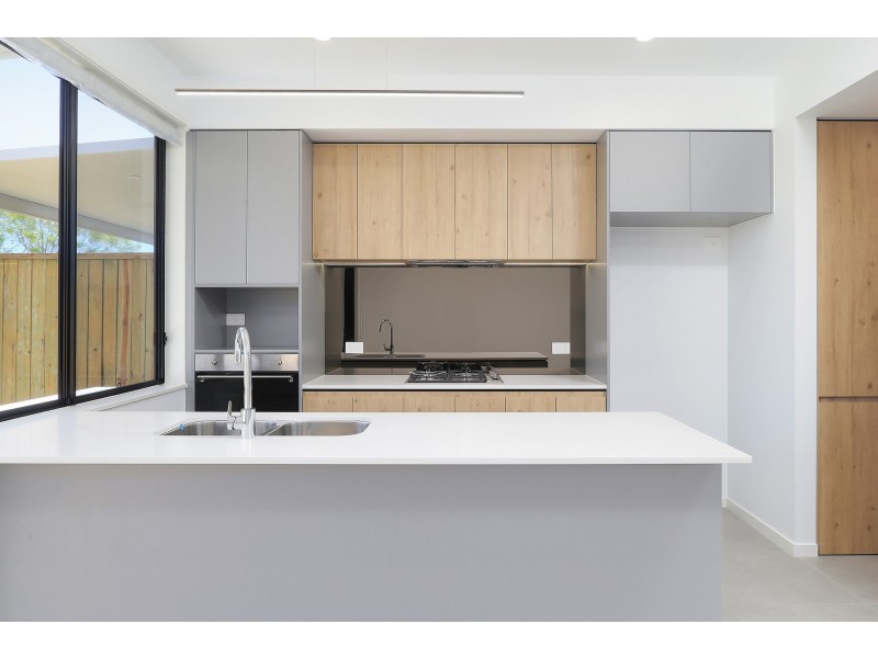 52/8 Ben Dally Drive, Helensvale QLD 4212