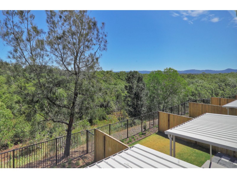 52/8 Ben Dally Drive, Helensvale QLD 4212