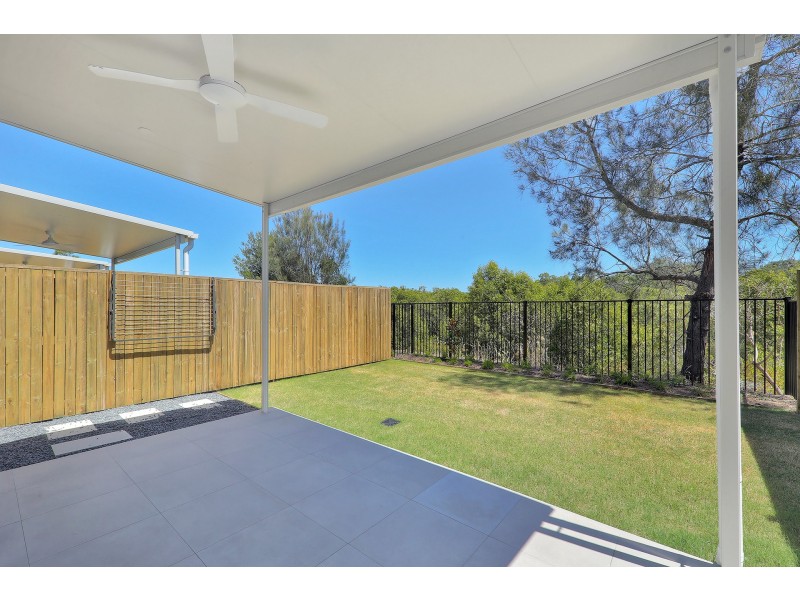 52/8 Ben Dally Drive, Helensvale QLD 4212