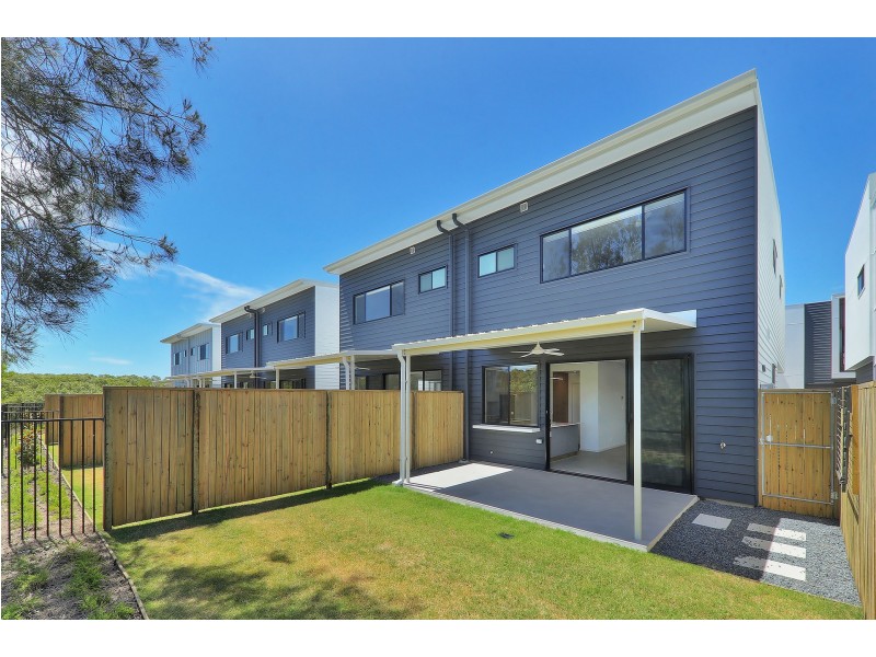 52/8 Ben Dally Drive, Helensvale QLD 4212