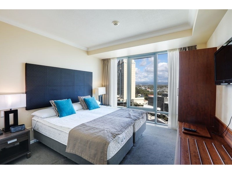 25 Laycock street, Surfers Paradise QLD 4217