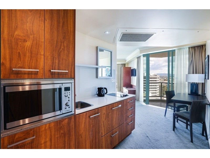 25 Laycock street, Surfers Paradise QLD 4217