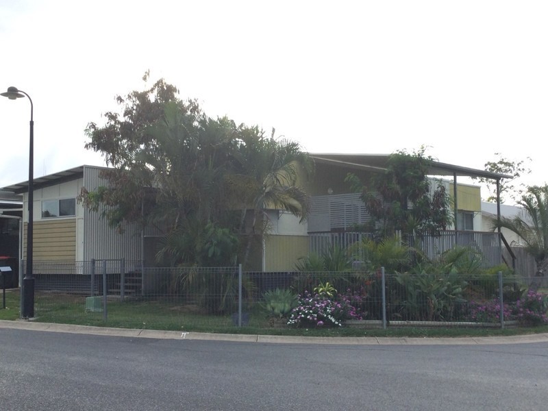 21/73 Centenary Dr Nth, Middlemount QLD 4746