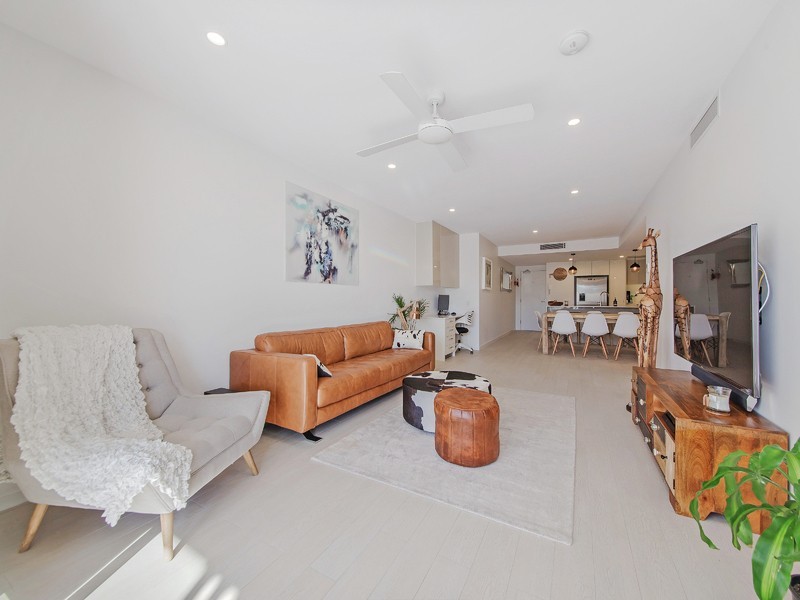 212/45 Shakespeare Street, Coorparoo QLD 4151