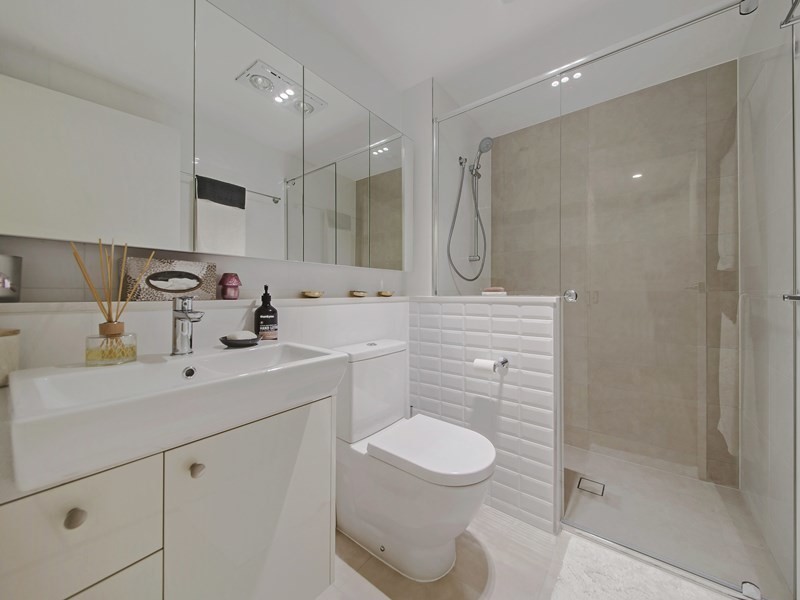 212/45 Shakespeare Street, Coorparoo QLD 4151