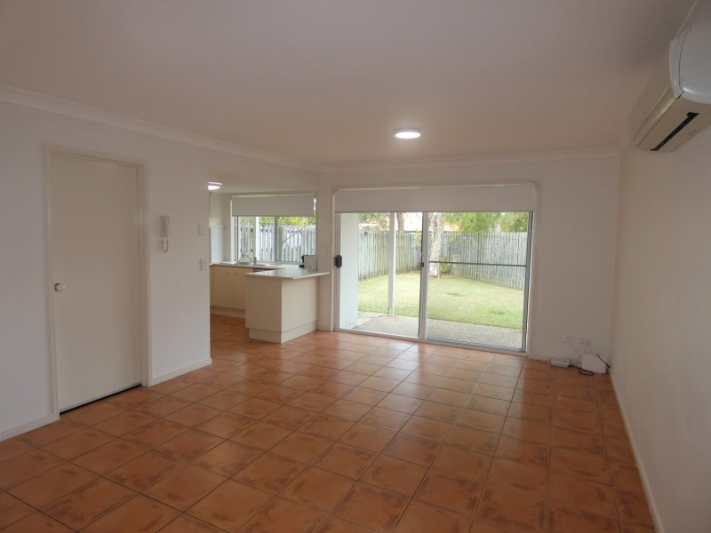 48A/19 Harrow Place, Arundel QLD 4214