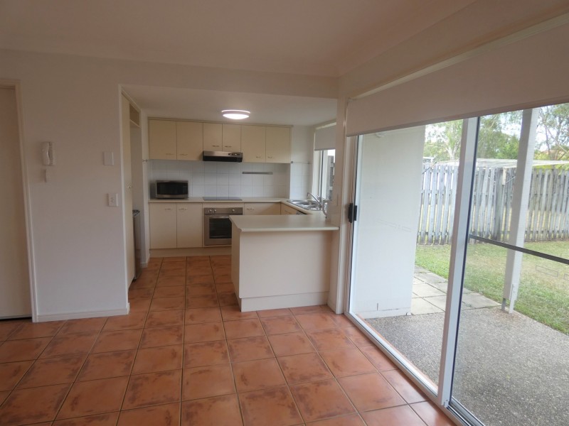 48A/19 Harrow Place, Arundel QLD 4214