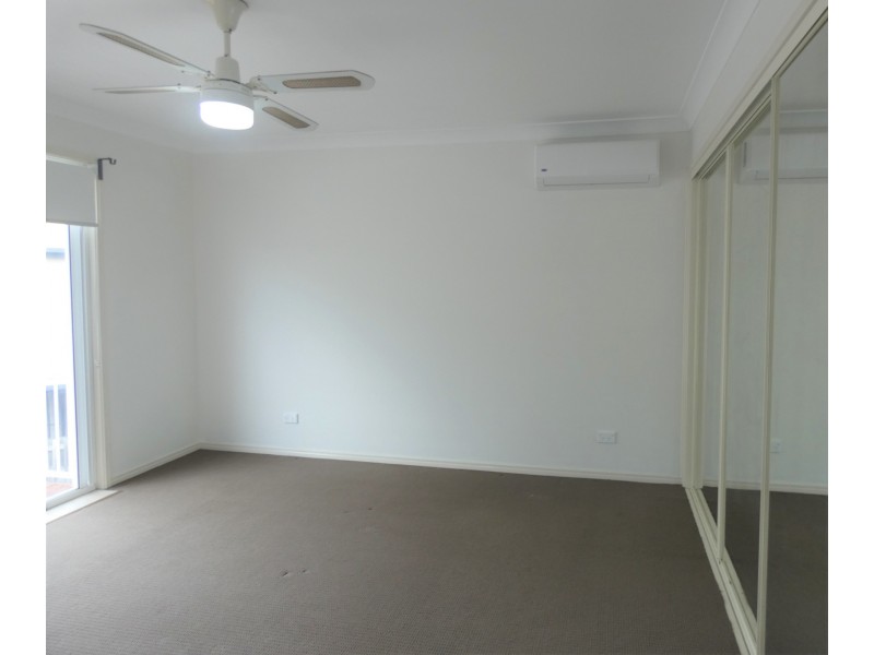 48A/19 Harrow Place, Arundel QLD 4214