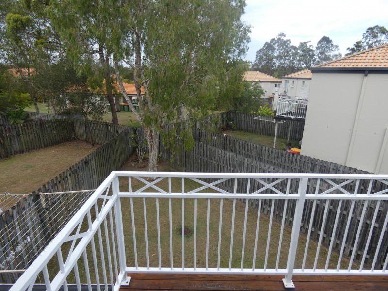 48A/19 Harrow Place, Arundel QLD 4214