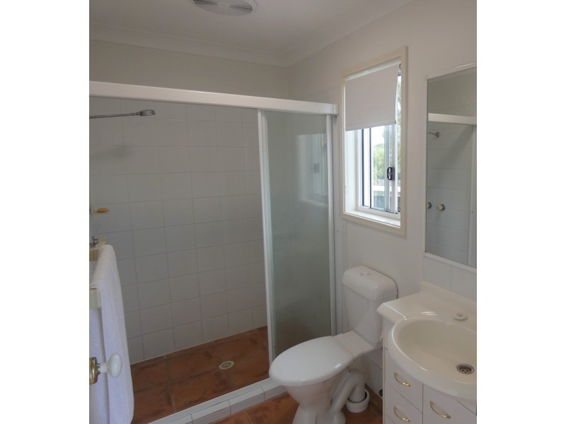48A/19 Harrow Place, Arundel QLD 4214