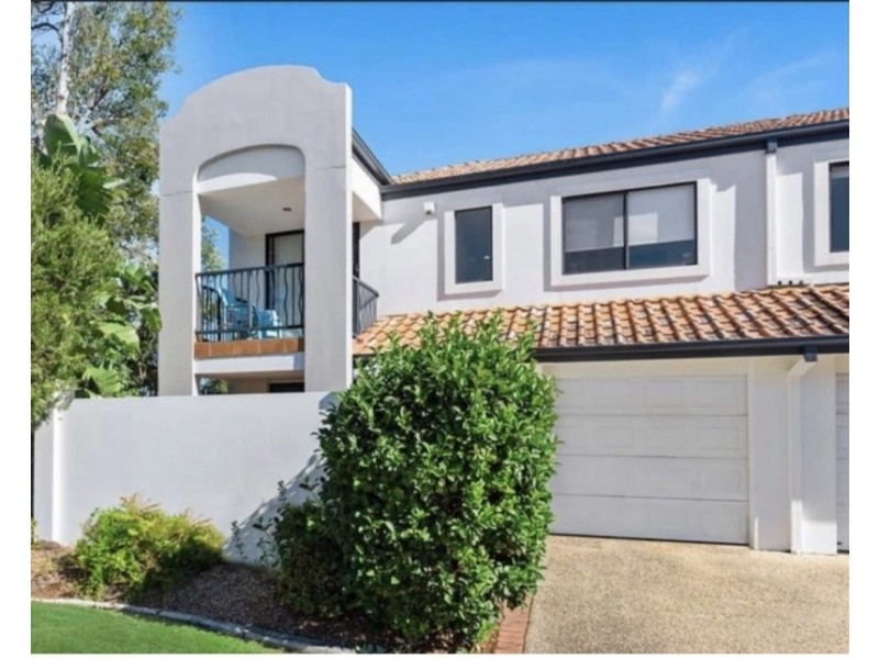 1404/2214 Gold Coast Highway, Mermaid Waters QLD 4218