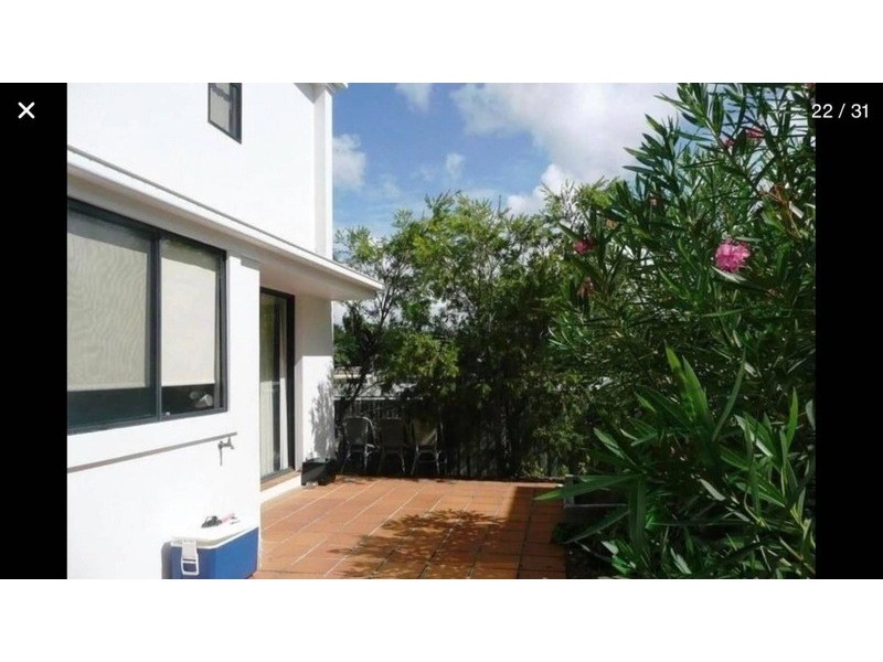 1404/2214 Gold Coast Highway, Mermaid Waters QLD 4218