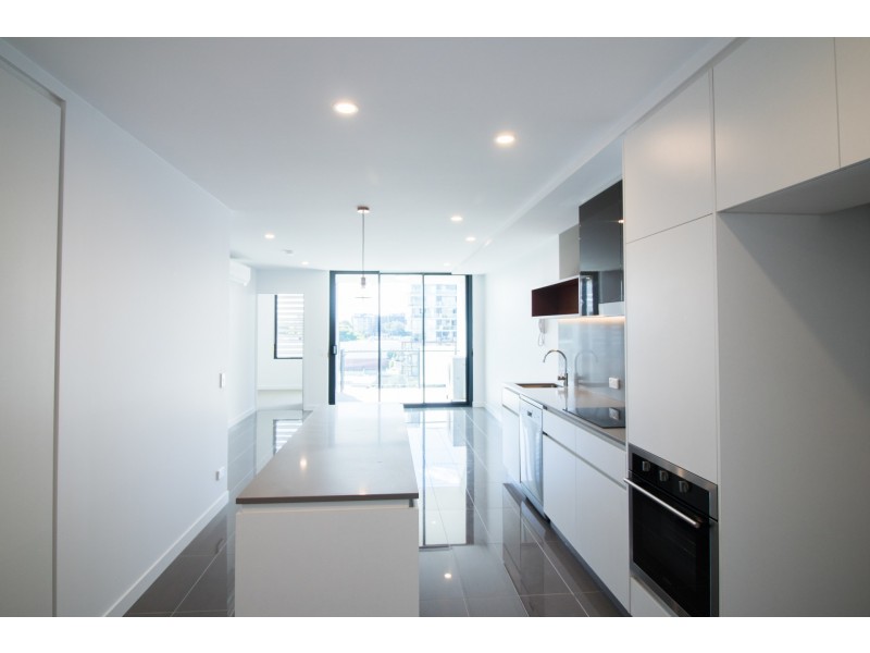 C0510/77 Victoria Street, West End QLD 4101