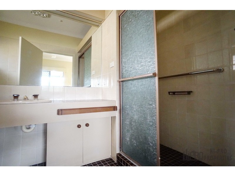 114 Waverly Road, Camp Hill QLD 4152