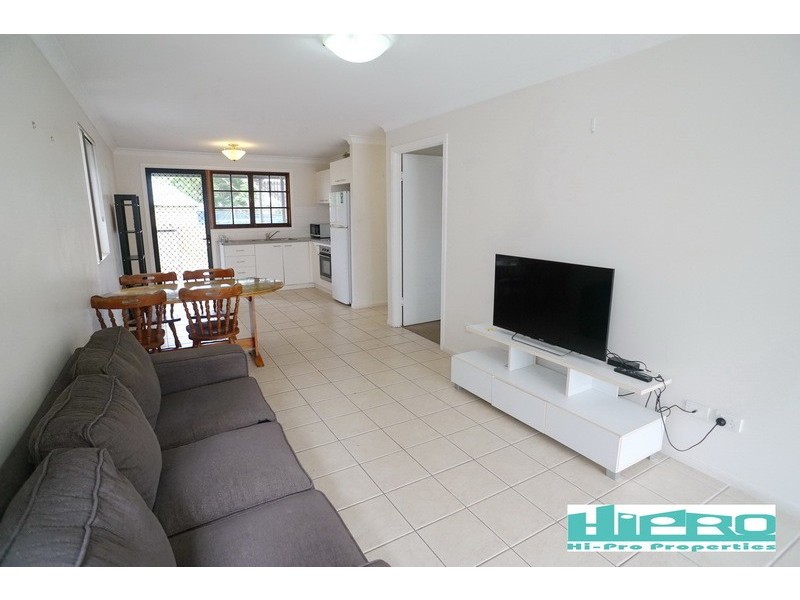 2/50 Merton Road, Woolloongabba QLD 4102