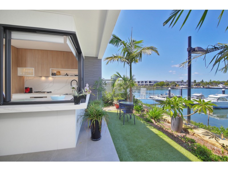 1/72 Palladium Boulevard, Hope Island QLD 4212