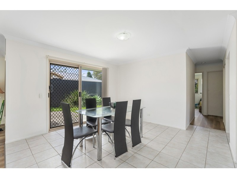9 Pristine Court, Varsity Lakes QLD 4227
