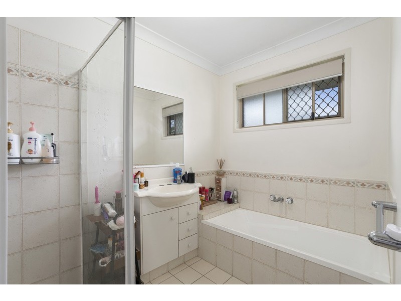 9 Pristine Court, Varsity Lakes QLD 4227