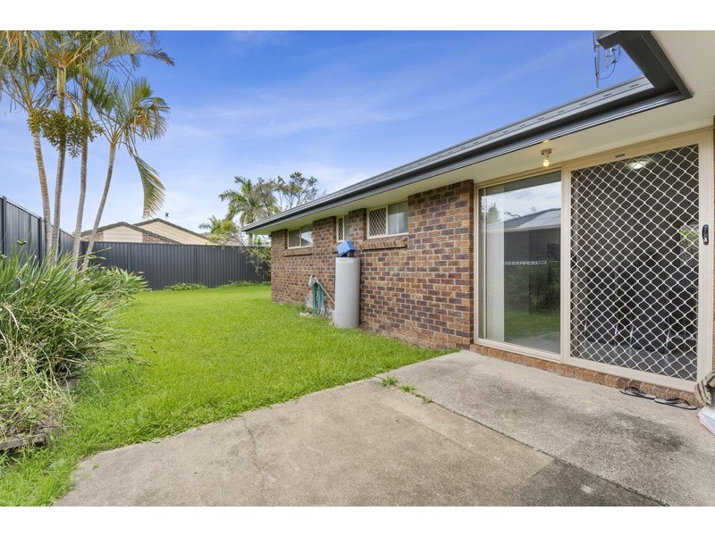 9 Pristine Court, Varsity Lakes QLD 4227