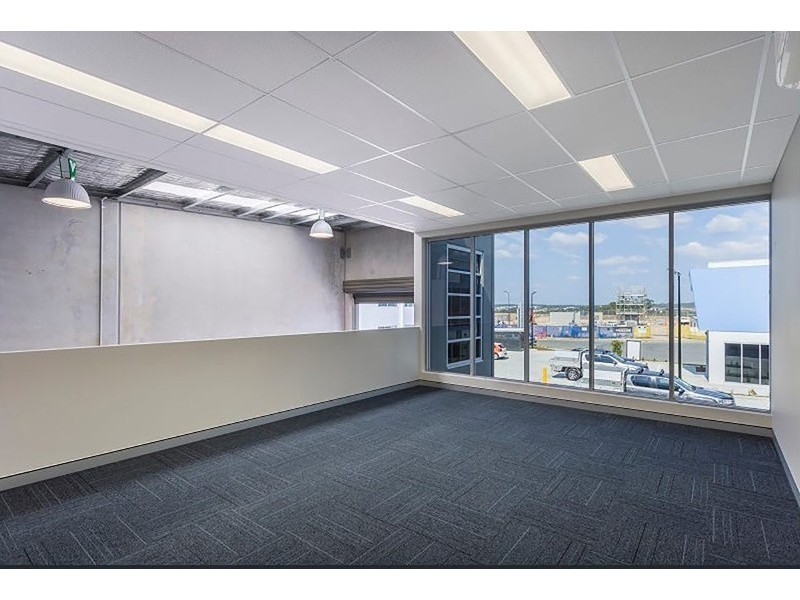 9/23 Technology Drive, Augustine Heights QLD 4300