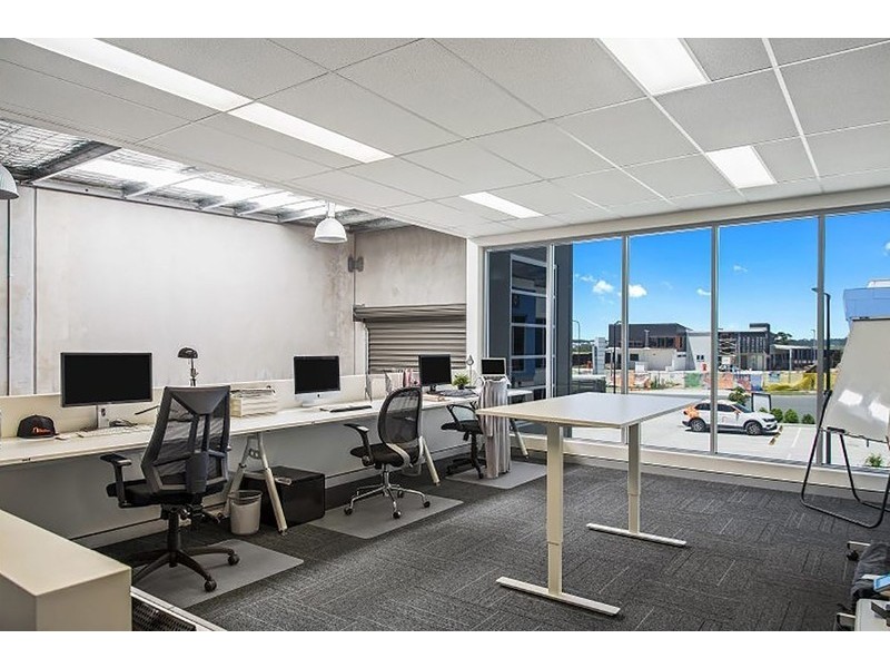 9/23 Technology Drive, Augustine Heights QLD 4300