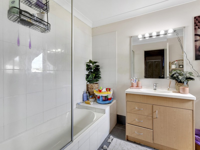 85/266 Henty Drive, Redbank Plains QLD 4301