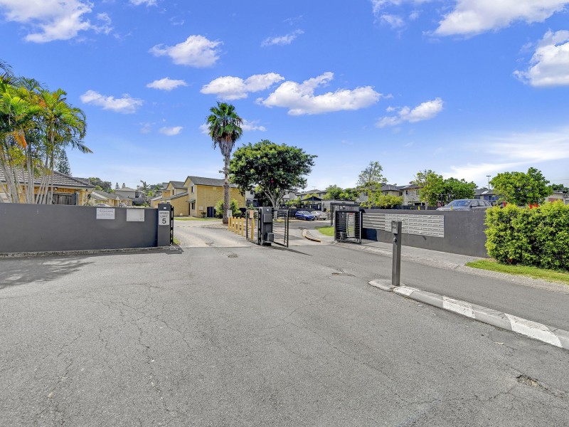 85/266 Henty Drive, Redbank Plains QLD 4301