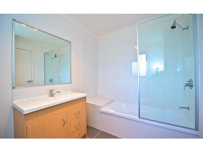 63/266 Henty Drive, Redbank Plains QLD 4301