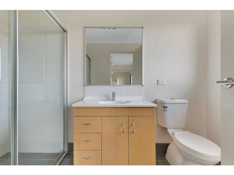 63/266 Henty Drive, Redbank Plains QLD 4301