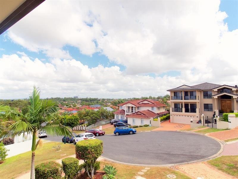 15 Tamarind Place, Stretton QLD 4116