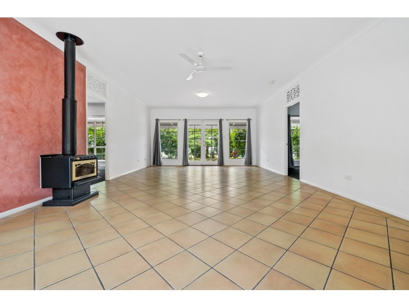 11-13 Merluna Road, Park Ridge South QLD 4125