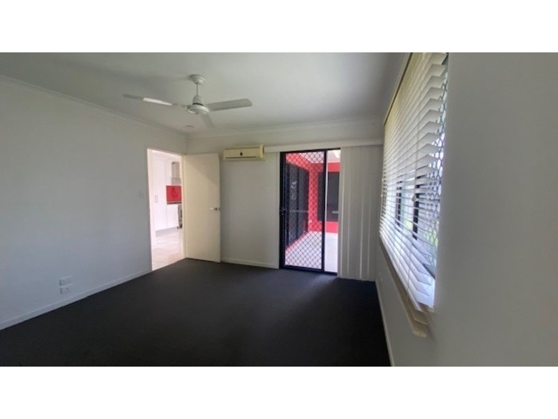 1 Mulcahy Cr, Eimeo QLD 4740