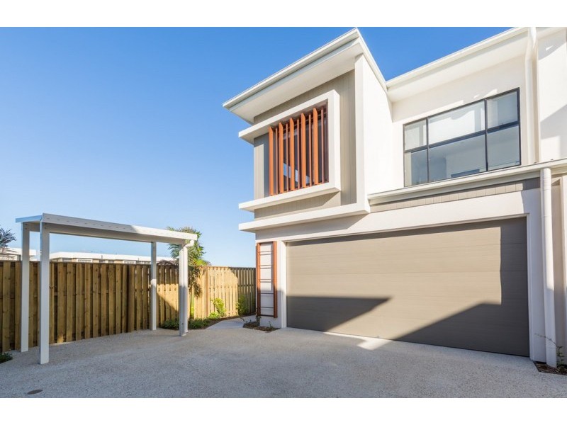 17/33 Sickle Avenue, Hope Island QLD 4212