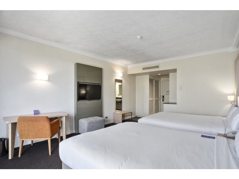 145/64 Palm Meadows Drive, Carrara QLD 4211