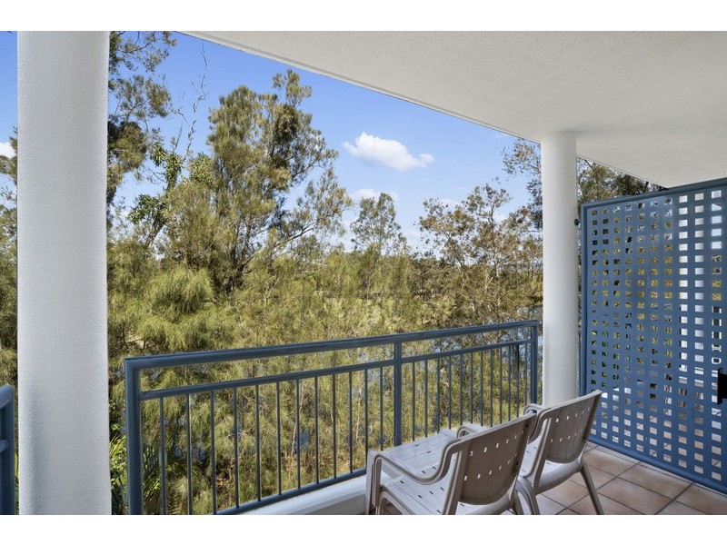 145/64 Palm Meadows Drive, Carrara QLD 4211