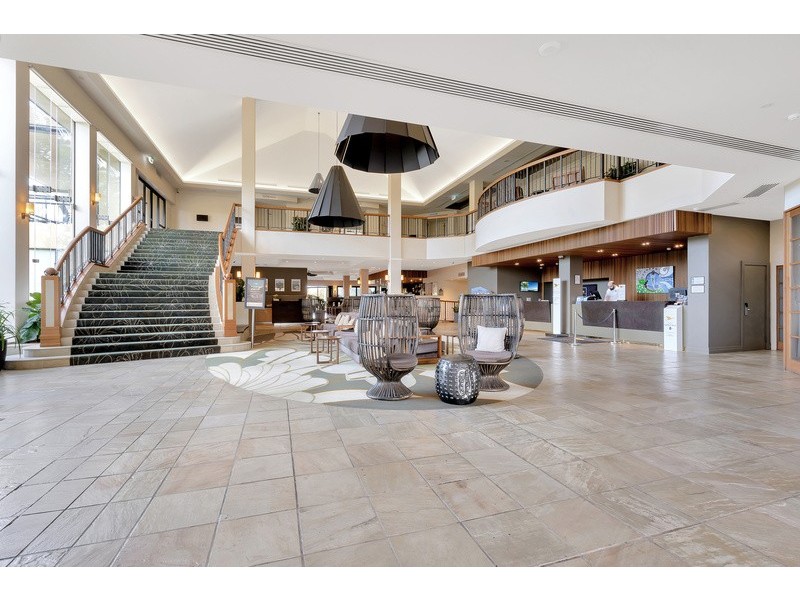 145/64 Palm Meadows Drive, Carrara QLD 4211