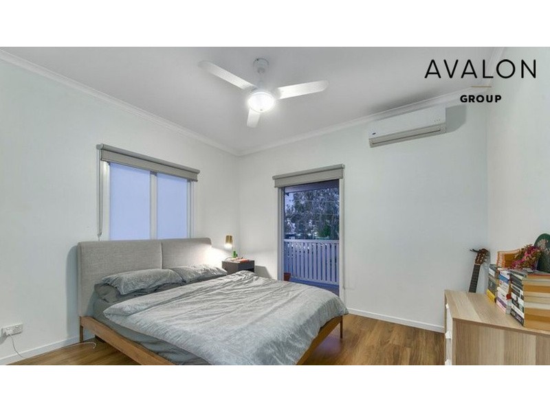 9 Smallman Street, Bulimba QLD 4171