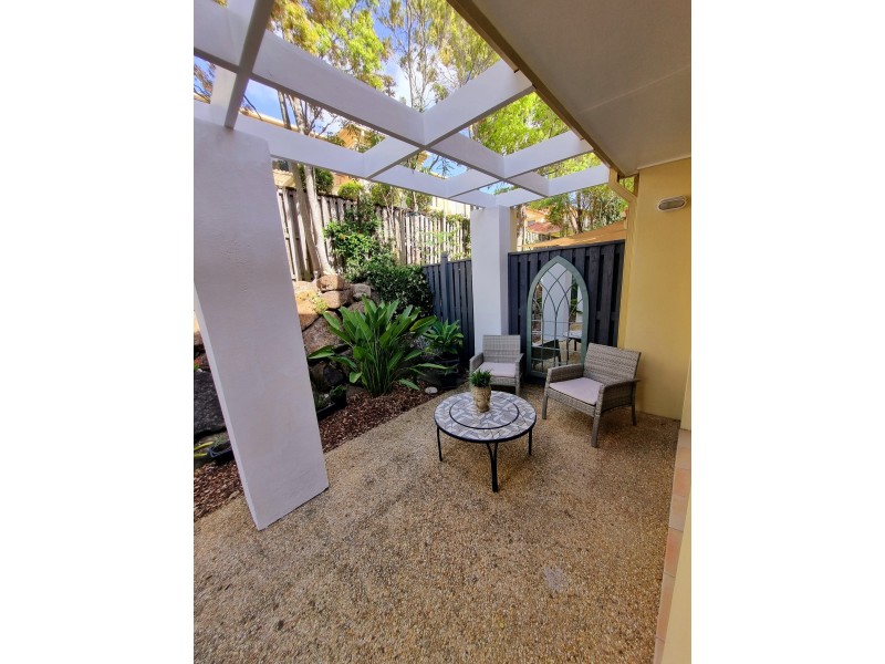 15/99-101 Heeb street, Ashmore QLD 4214