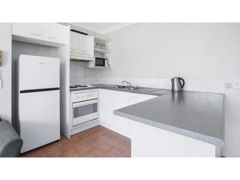 44/16-18 Lloyd Street, Southport QLD 4215