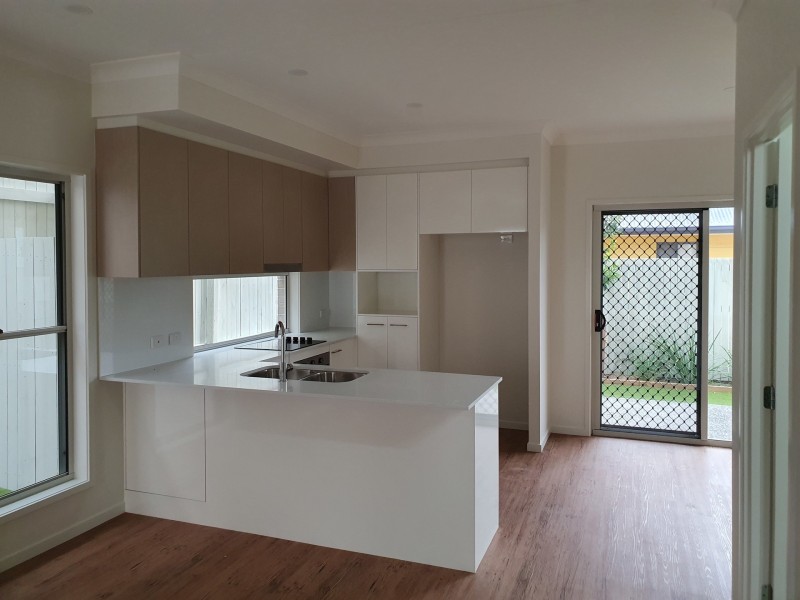 8/5-9 Victor Street, Birkdale QLD 4159