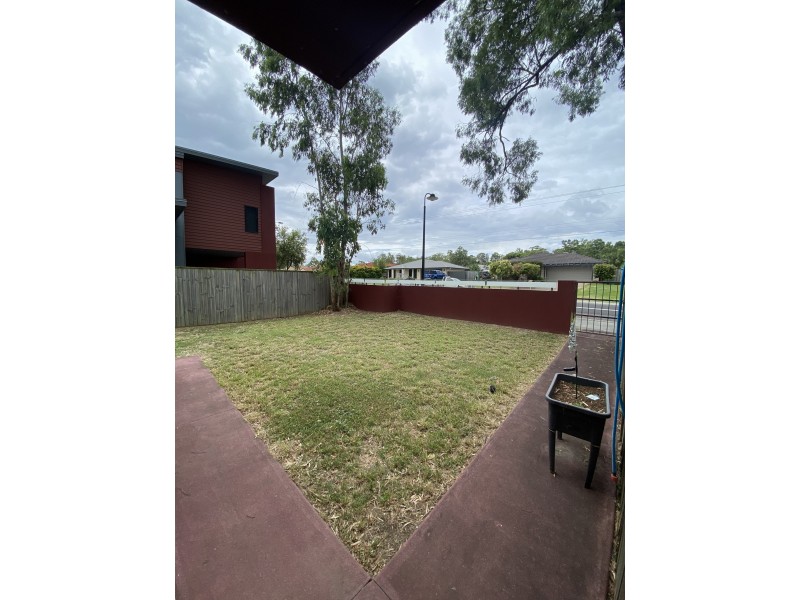 08/86 Grace Street, Wulkuraka QLD 4305
